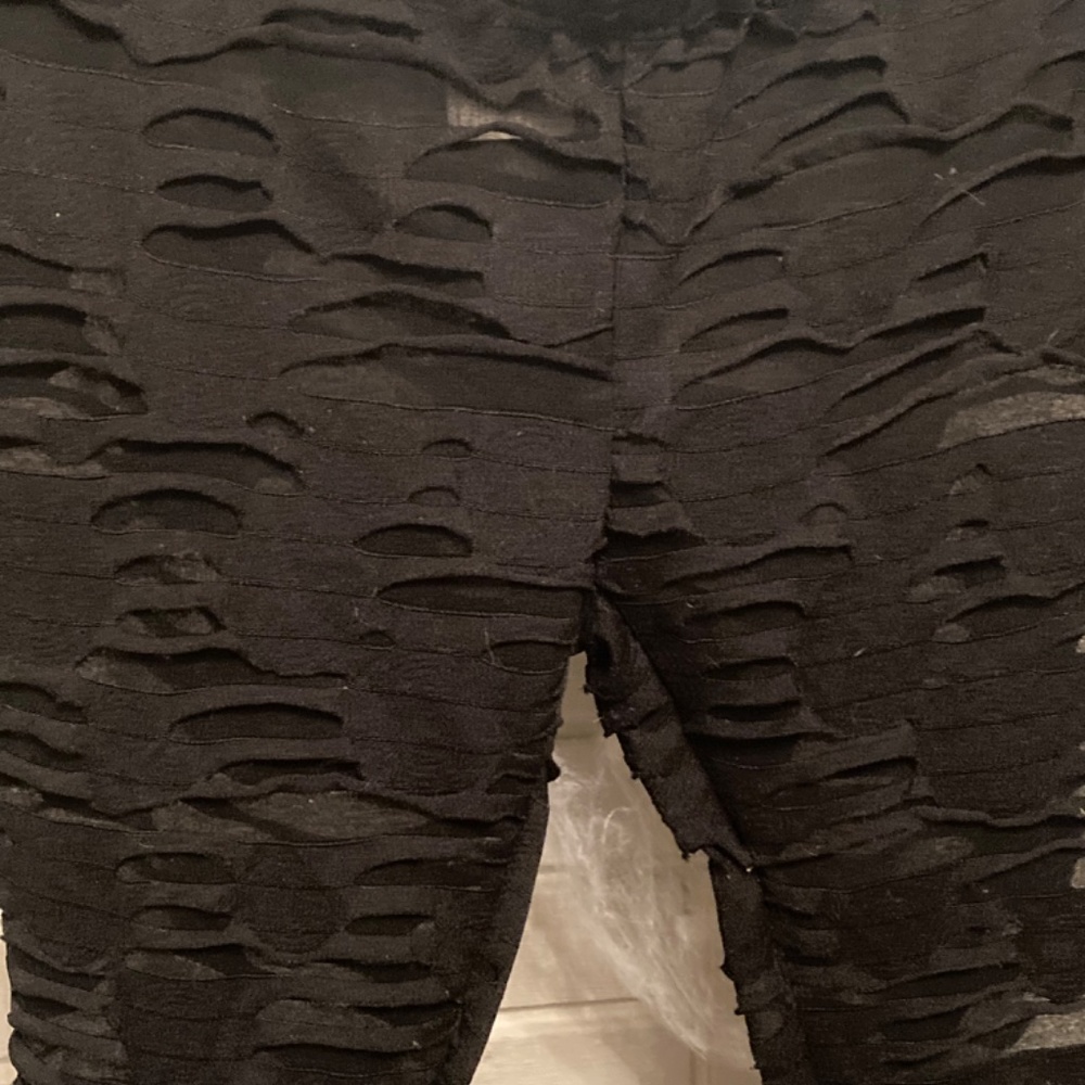 Vintage Silence + Noise black sheer “ torn “ legging tights - Picture 2 of 11